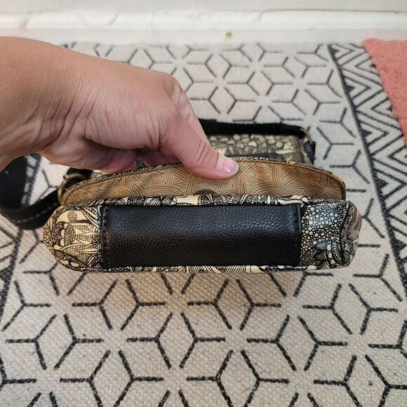 Sakroots Crossbody Black Spirit Lace Canvas Coated Bag Purse - Picture 4 of 13